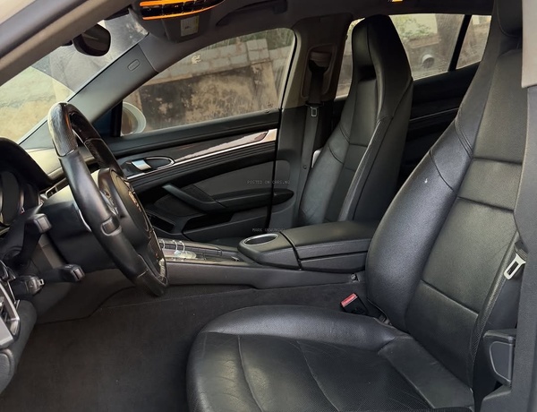 Porsche Panamera 2012 Foreign Used 🇩🇪 Executive Luxury Ride