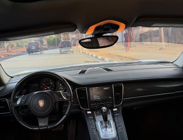 Porsche Panamera 2012 Foreign Used 🇩🇪 Executive Luxury Ride