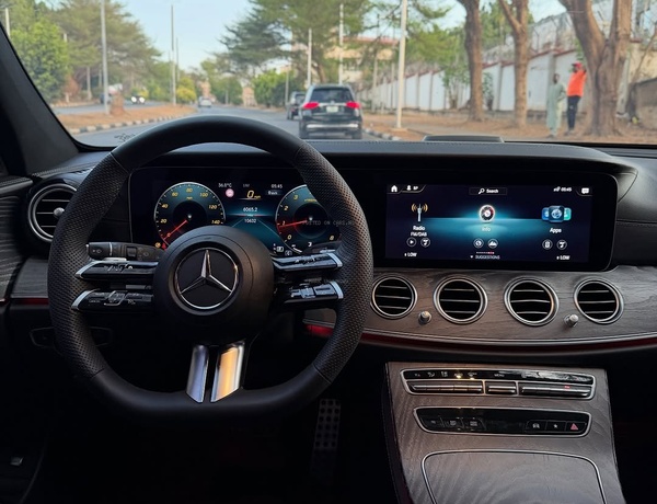 Premium Mercedes Benz E350 2022 – Value for Money Deal