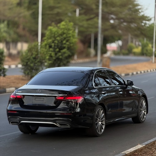 Premium Mercedes Benz E350 2022 – Value for Money Deal
