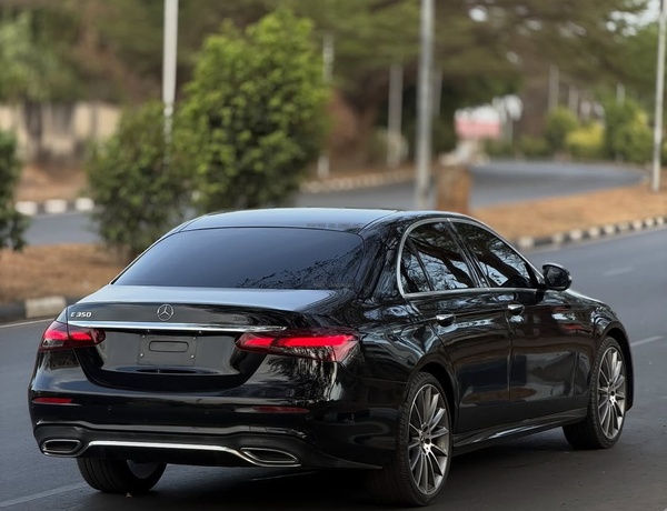 Premium Mercedes Benz E350 2022 – Value for Money Deal
