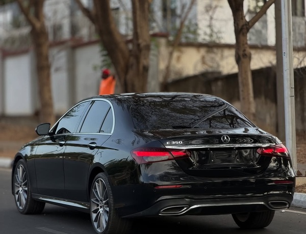 Premium Mercedes Benz E350 2022 – Value for Money Deal