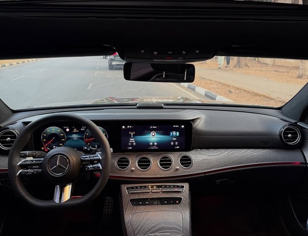 Premium Mercedes Benz E350 2022 – Value for Money Deal