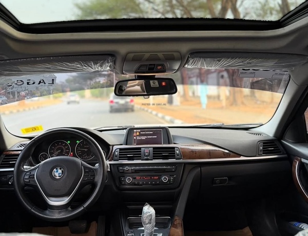 Premium Sedan Alert – BMW 328i 2014 Full Option Ready