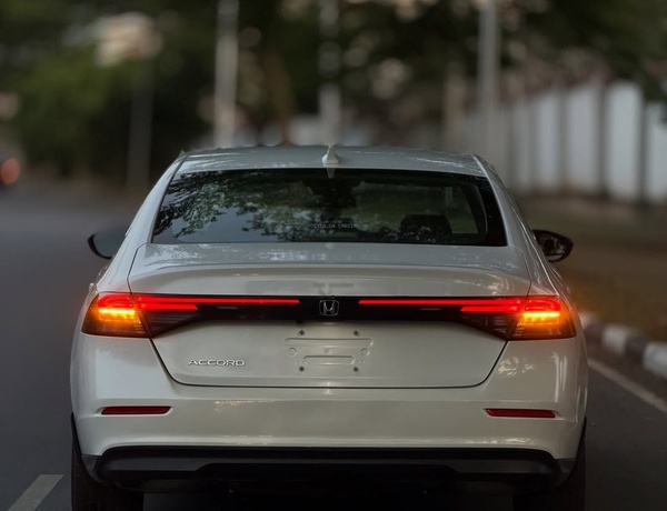 Premium Sedan – Honda Accord 2024 Foreign Used Full Option Available