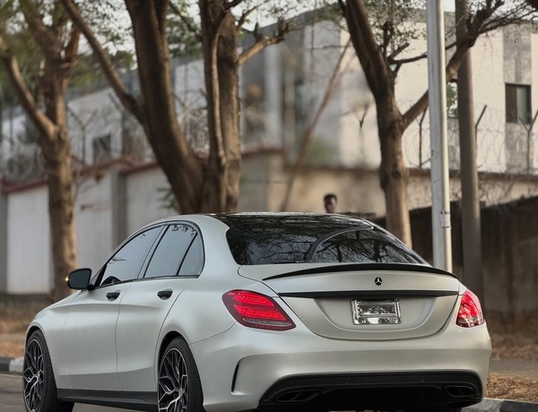 Foreign Used 2018 Mercedes Benz C43 AMG for Sale In Abuja