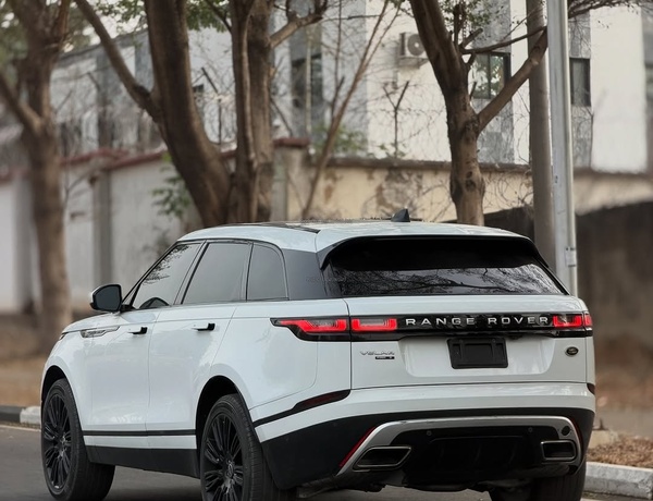 Foreign Used Land Rover Range Rover 2018 for Sale In Abuja