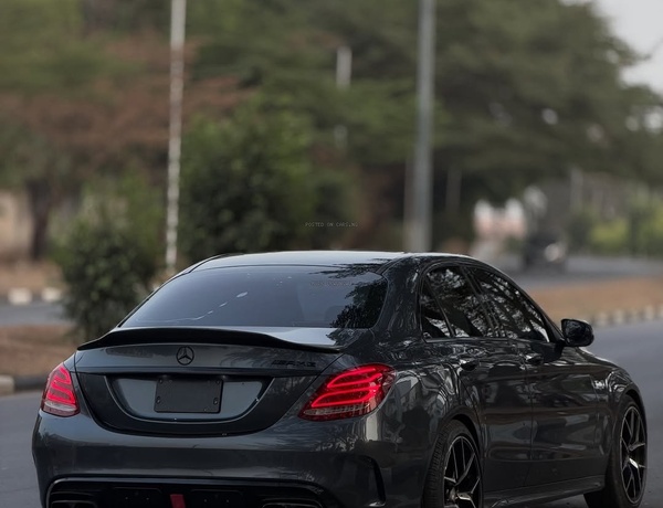 Quick Sale 🔥 Mercedes Benz C450 2016 AMG – Clean Interior, Smooth Ride
