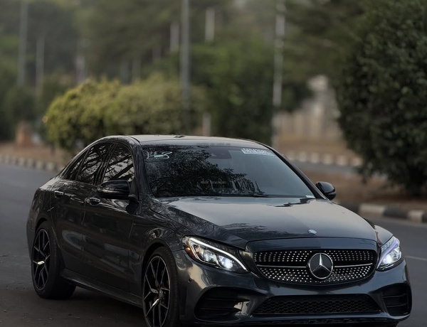 Quick Sale 🔥 Mercedes Benz C450 2016 AMG – Clean Interior, Smooth Ride