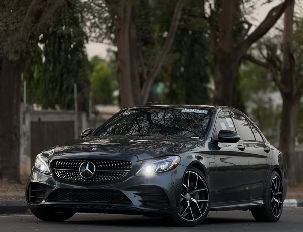Quick Sale 🔥 Mercedes Benz C450 2016 AMG – Clean Interior, Smooth Ride