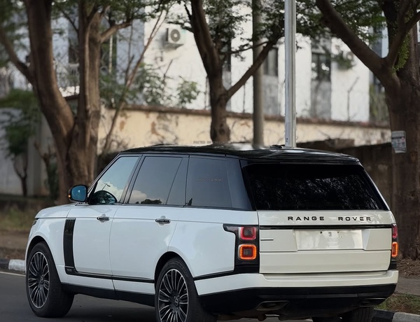 2014 RANGE ROVER AUTOBIOGRAPHY – FOREIGN USED | ULTRA LUXURY SUV