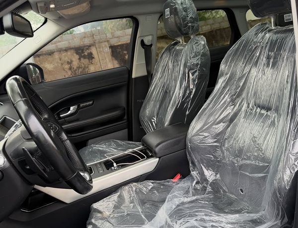 RANGE ROVER EVOQUE 2017 FOREIGN USED – CLEAN, SUPER SHARP & READY