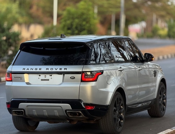 Foreign Used RANGE ROVER HSE 2020 FULL OPTION – TOKUNBO