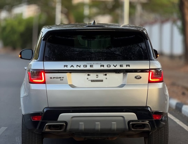 Foreign Used RANGE ROVER HSE 2020 FULL OPTION – TOKUNBO