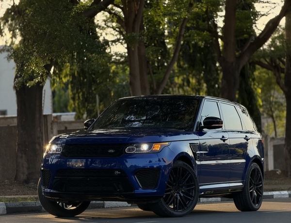 2016 RANGE ROVER SVR  FOREIGN USED  – Luxury + Performance Beast2016