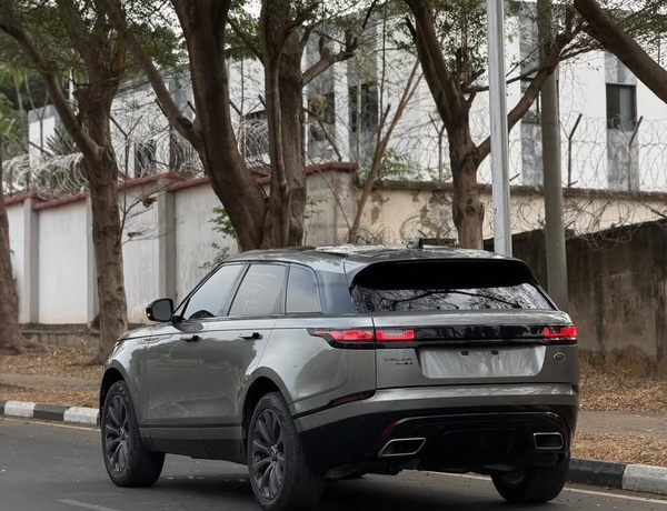 Foreign Used Range Rover Velar P380 SE 2018 for Sale In Abuja
