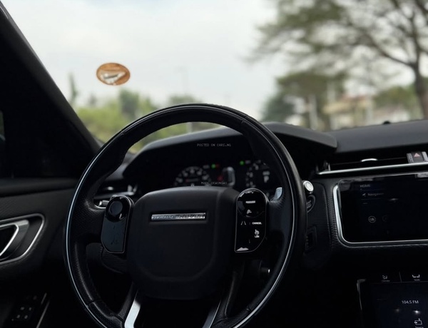 Foreign Used Range Rover Velar P380 SE 2018 for Sale In Abuja