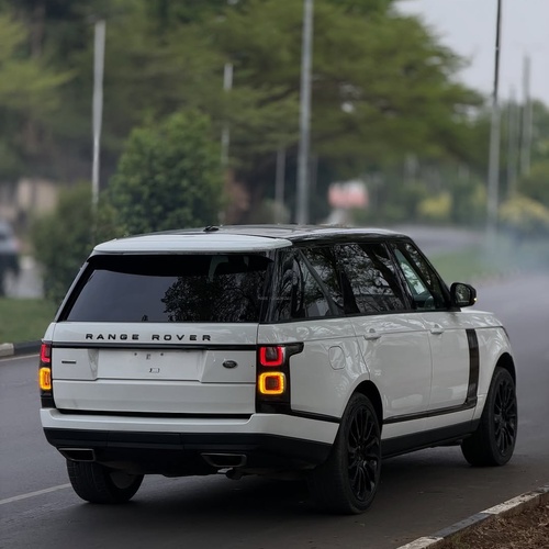 RANGE ROVER VOGUE 2015 FOR SALE – FOREIGN USED, FIRST BODY CONDIT