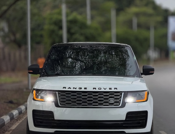 RANGE ROVER VOGUE 2015 FOR SALE – FOREIGN USED, FIRST BODY CONDIT