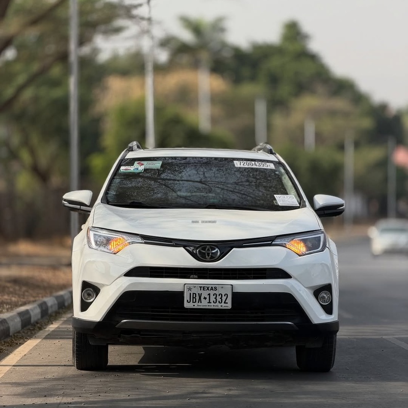 Foreign Used Toyota RAV4 2018 for Sale in Abuja image