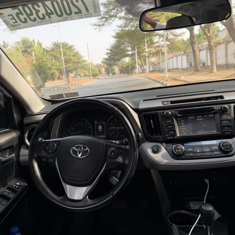 Foreign Used Toyota RAV4 2018 for Sale in Abuja image