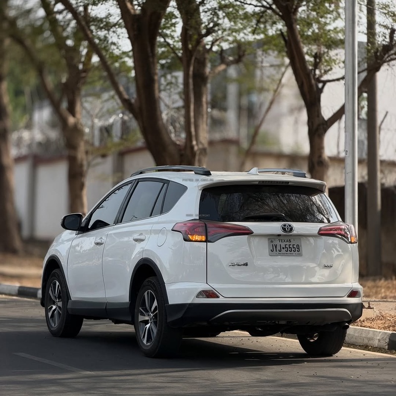 Foreign Used Toyota RAV4 2018 for Sale in Abuja image