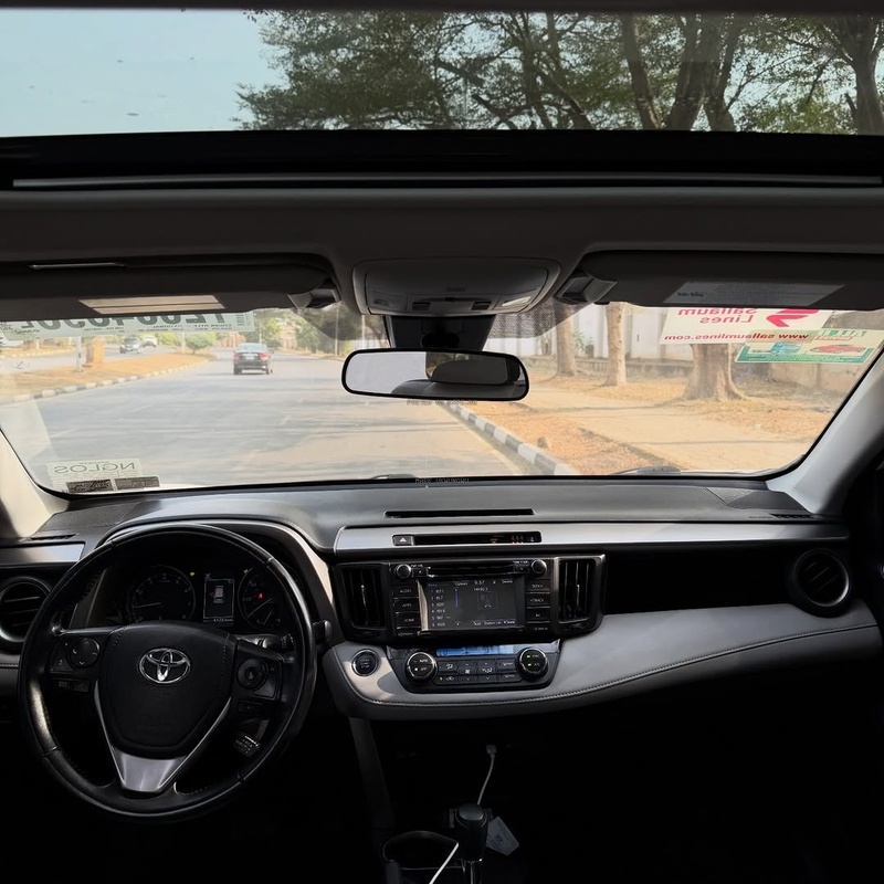 Foreign Used Toyota RAV4 2018 for Sale in Abuja image