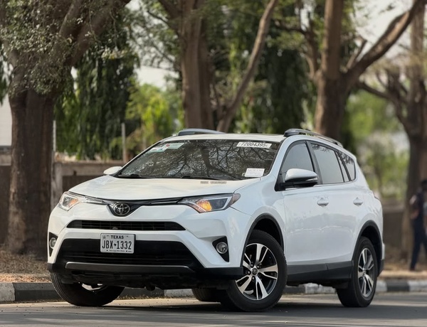 Foreign Used Toyota RAV4 2018 for Sale in Abuja