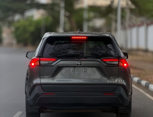 Reliable SUV – Toyota RAV4 2023 Available Now