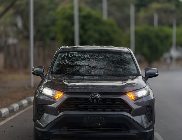 Reliable SUV – Toyota RAV4 2023 Available Now