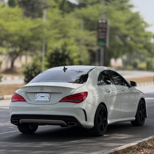 Foreign Used Mercedes Benz CLA250 2015 for Sale In Abuja