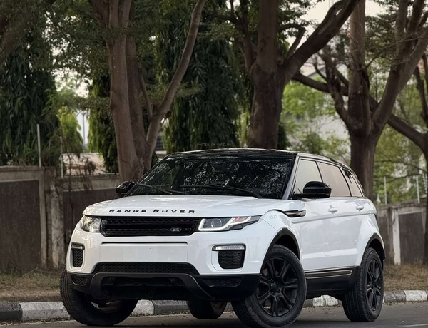 Foreign Used Range Rover Evoque 2016 model for Sale In Abuja