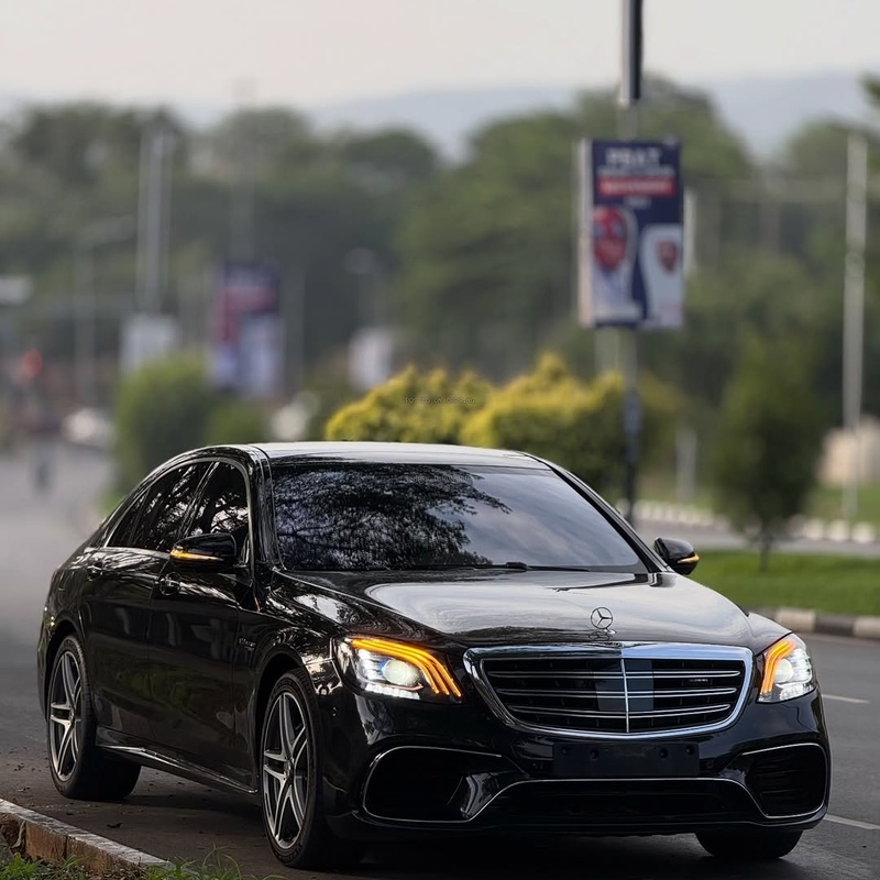 2020 MERCEDES-BENZ S63 AMG – FOREIGN USED | ULTRA LUXURY PERFORMANCE SEDAN  image