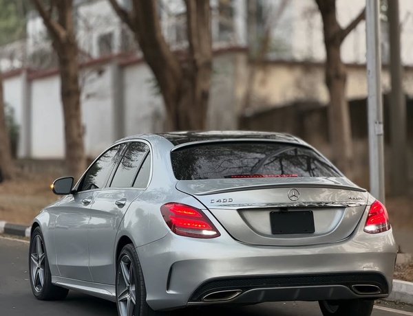 Foreign Used 2015 Mercedes-Benz C400 for Sale In Abuja