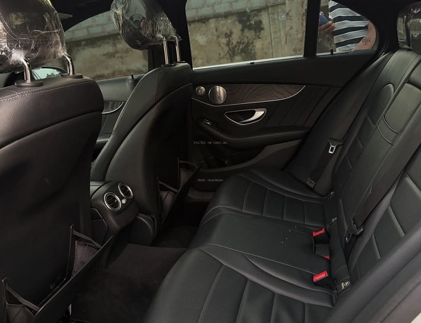 Foreign Used 2015 Mercedes-Benz C400 for Sale In Abuja