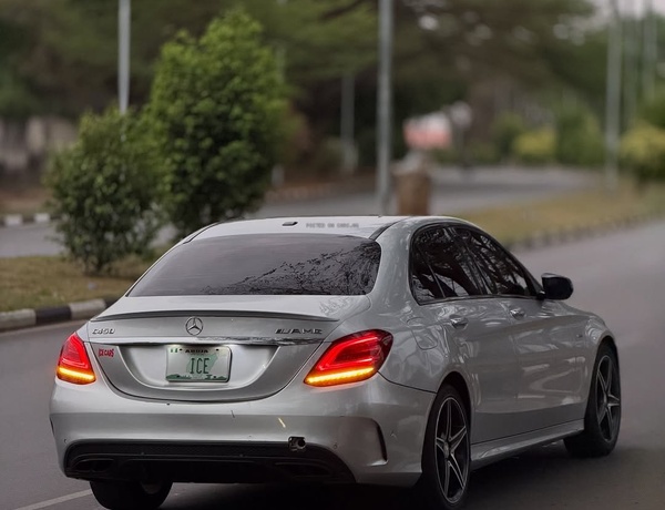  Mercedes-Benz C450 AMG 2016 Foreign Used– Performance Meets Comfort