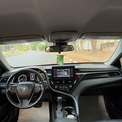 SHARP TOYOTA  CAMRY 2021  FOR SALE – FOREIGN USED, FULLY LOADED