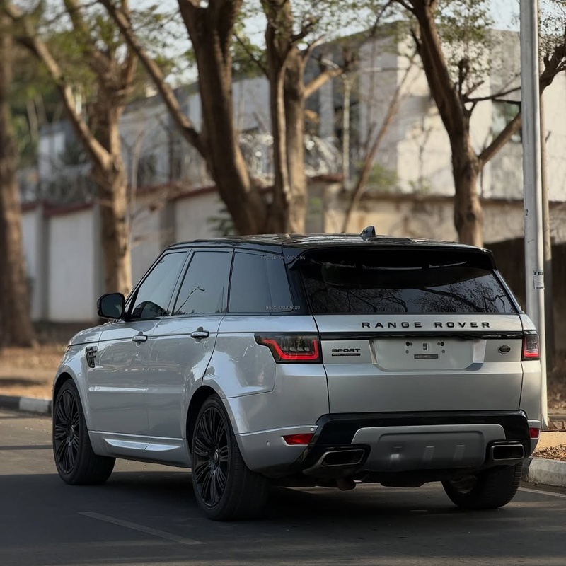 Foreign Used Range Rover Sport Autobiography P525  2020 for Sale In Abuja image
