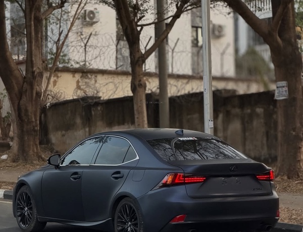 Extremely Super Clean Lexus IS250 2014 for Sale In Abuja