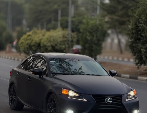 Extremely Super Clean Lexus IS250 2014 for Sale In Abuja
