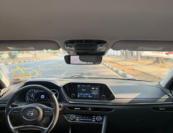 Foreign Used 2020 Hyundai Sonata (Very Clean) for Sale In Abuja