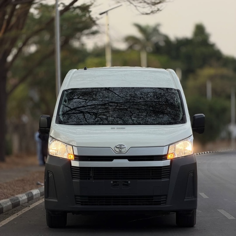 FOREIGN USED 2023 TOYOTA HIACE BUS FOR SALE IN ABUJA image