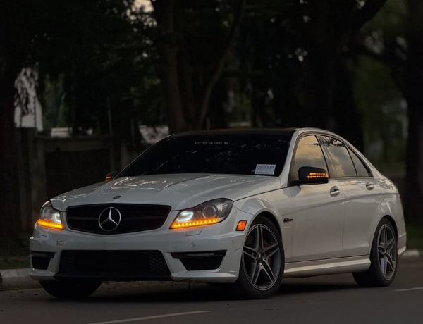 MERCEDES C63 AMG 2012 FOR SALE