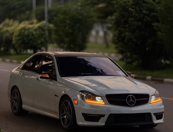 MERCEDES C63 AMG 2012 FOR SALE