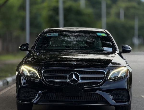 MERCEDES-BENZ E300 2017 FOR SALE