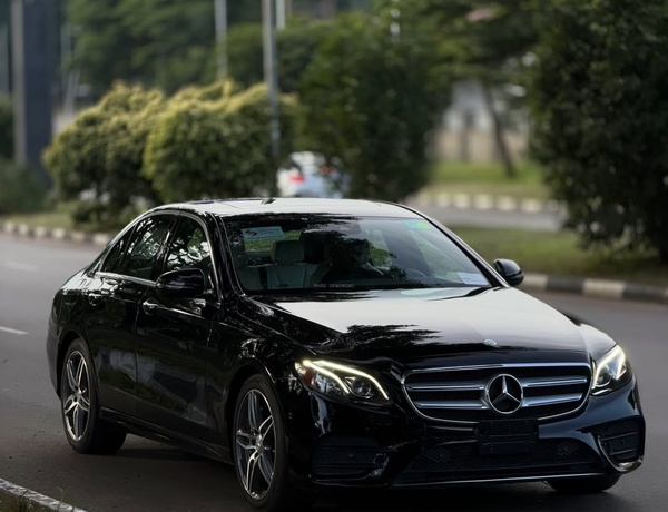 MERCEDES-BENZ E300 2017 FOR SALE