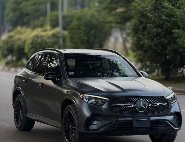 MERCEDES-BENZ GLC300 2023 FOR SALE