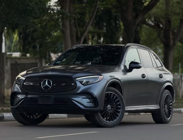 MERCEDES-BENZ GLC300 2023 FOR SALE