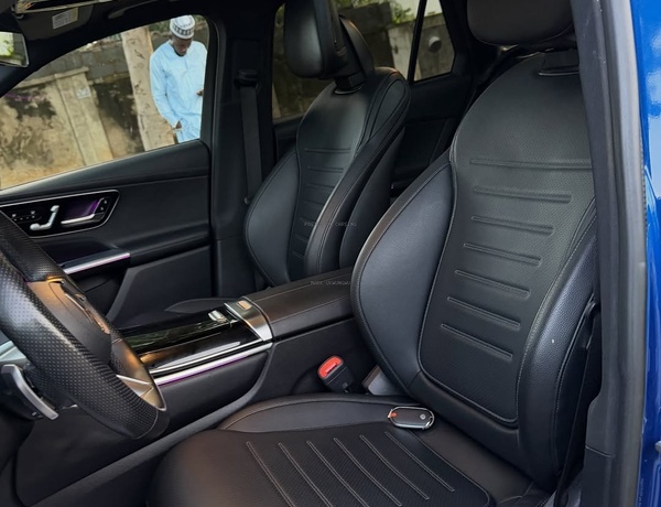 MERCEDES-BENZ GLC300 2023 FOR SALE