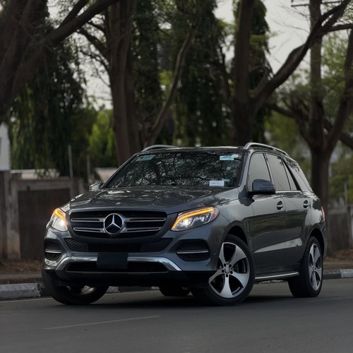 Foreign Used Mercedes-Benz GLE350 2017 – Luxury, Space & Road Presence